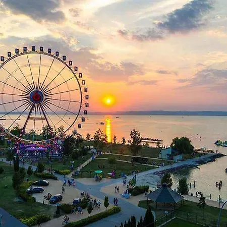 In - Balaton 53602 * Siófok