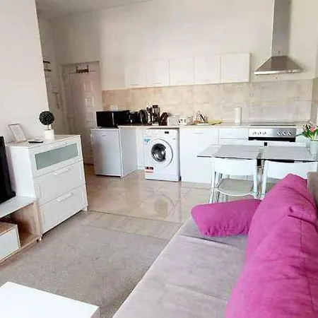 In - Balaton 53602 Apartment *