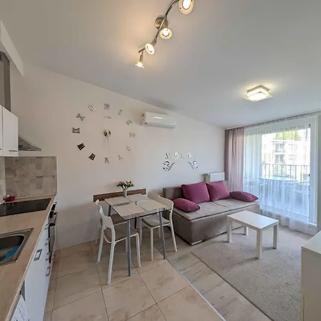 In - Balaton 53602 Apartment *