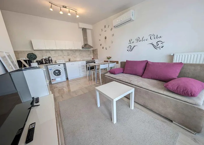 In - Balaton 53602 Apartamento Siófok