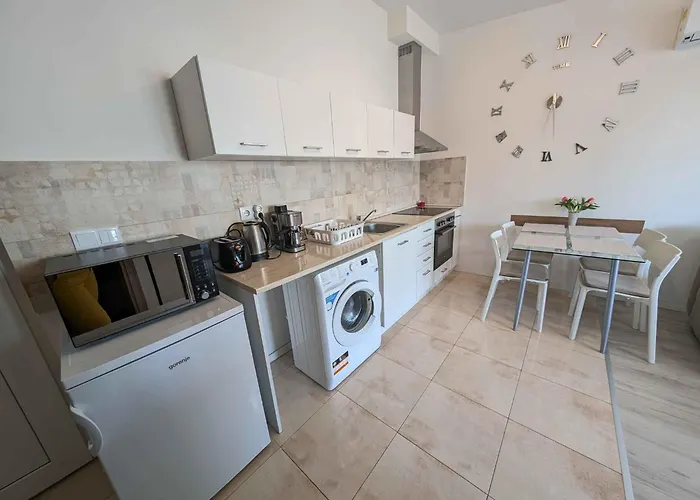 In - Balaton 53602 Apartamento